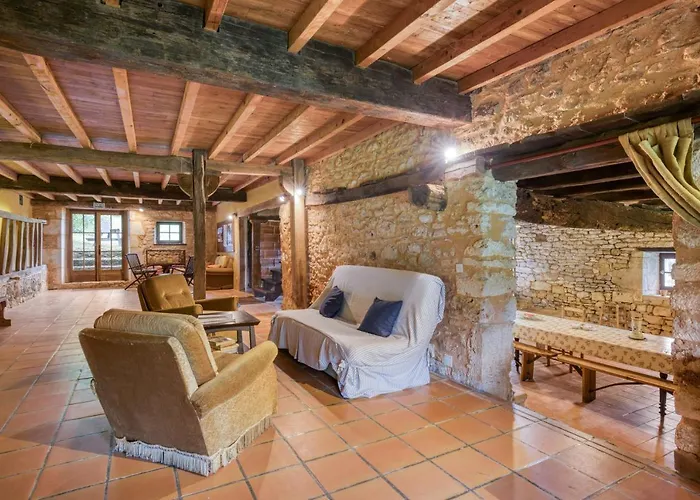 Grande Maison Confortable à Casa vacanze Gavaudun